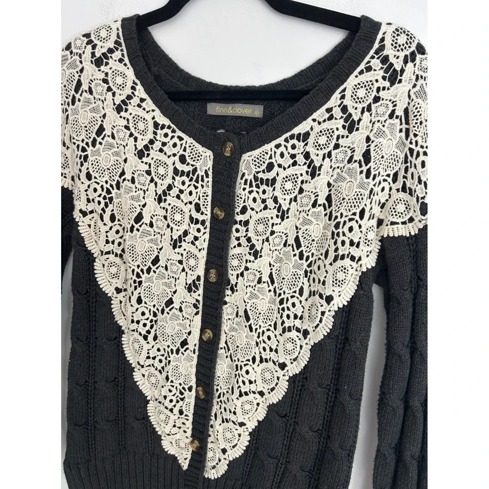 Finn & Clover Grey Cable Knit Cardigan Cream Crochet Lace Overlay Small SW1171
